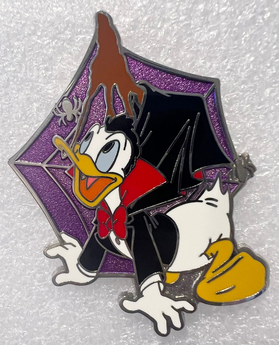 Japan Disney Store Steampunk Donald Daisy Duck Disney Pin cheapest Halloween 2008