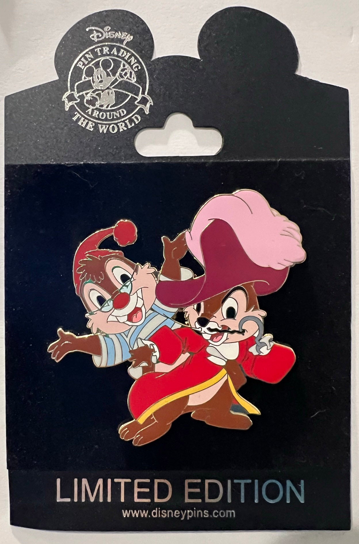 DISNEY PIN - Disney Shopping - Captain Hook Pirate Train - LE 135 £113.77 -  PicClick UK